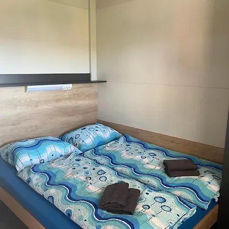 度假居 Mobile Homes Tina 皮罗瓦茨