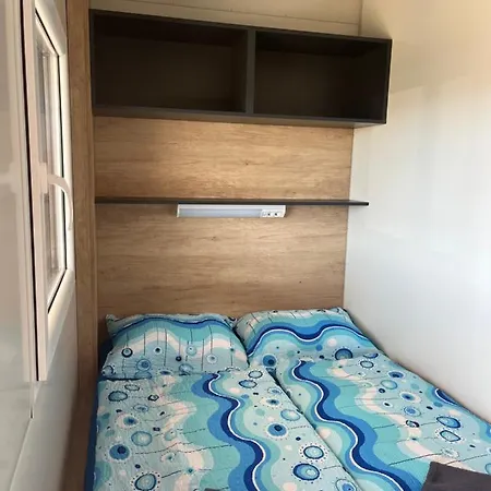 度假居 Mobile Homes Tina