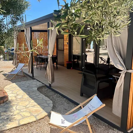 Casa de Férias Mobile Homes Tina